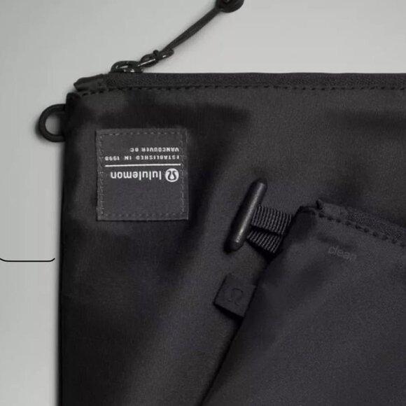NWT LULULEMON Travel Laundry Bag 12L - Picture 5 of 6